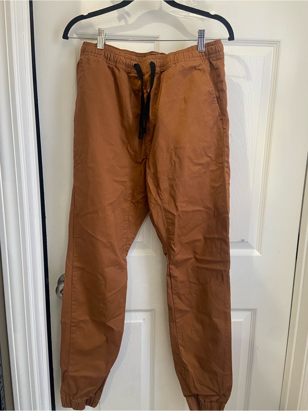Crooks & Castles Men's Rust Jogger Pants with Black Drawstring